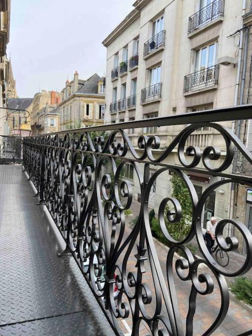 Logement Entier-Clim-100%Equipe-Hypercentre-Balcon Brive-la-Gaillarde Dış mekan fotoğraf