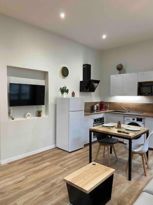 Logement Entier-Clim-100%Equipe-Hypercentre-Balcon Brive-la-Gaillarde Dış mekan fotoğraf